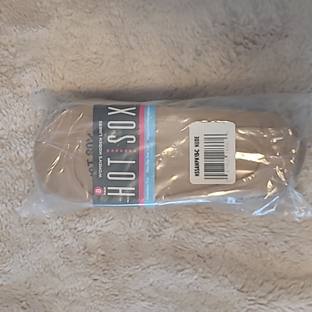 HOT SOX women's hidden liners 8 pairs Nude
